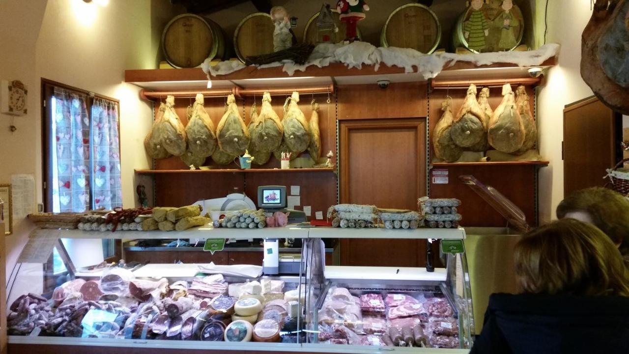 Agriturismo Il Pappamerlo Pila  Экстерьер фото